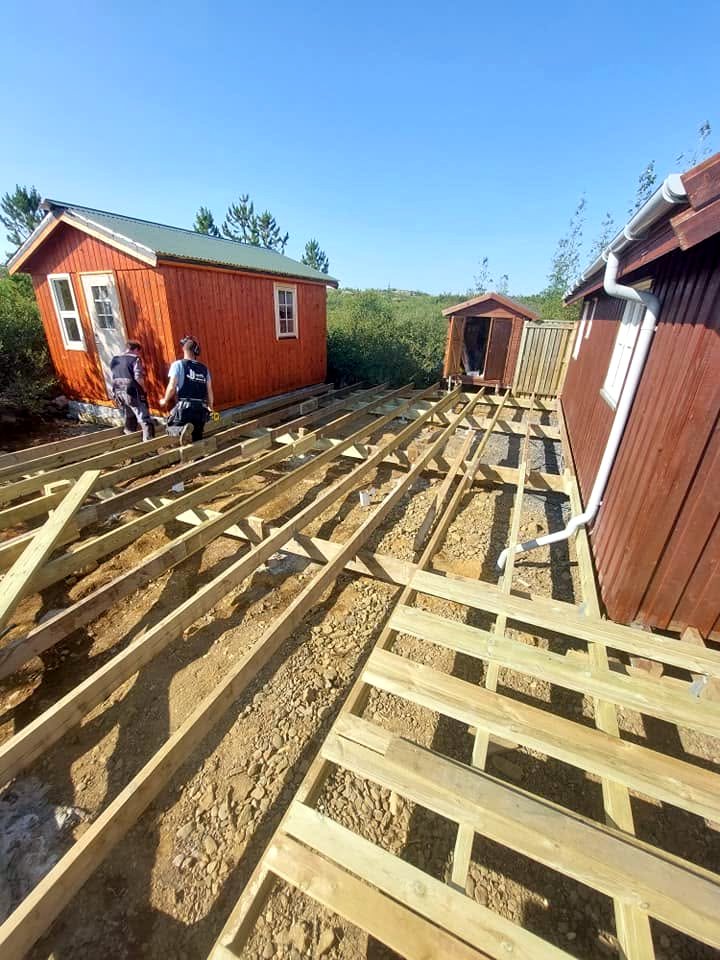 Undirstöður og grind
